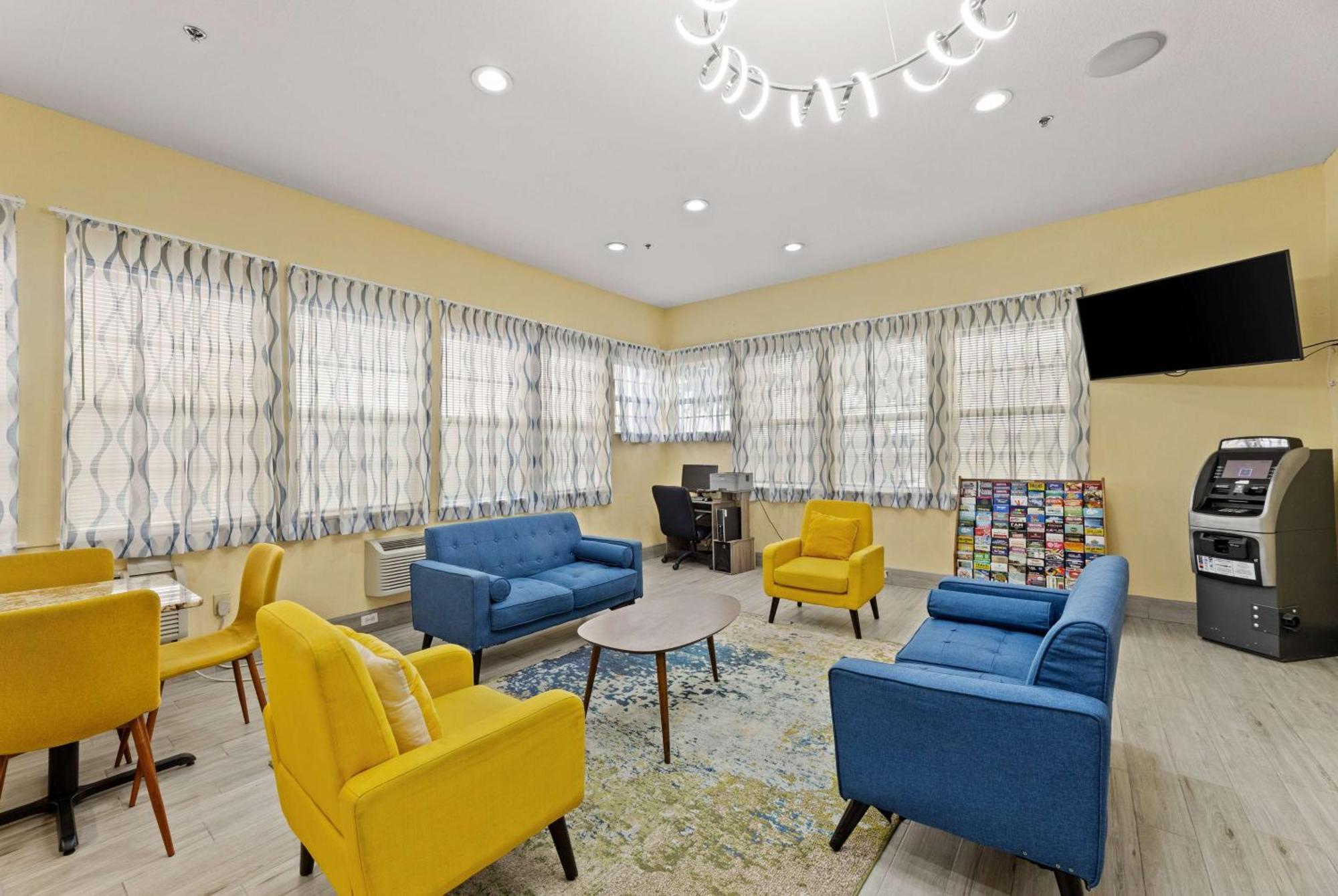 Days Inn & Suites By Wyndham Dfw Airport South-יולס מראה חיצוני תמונה